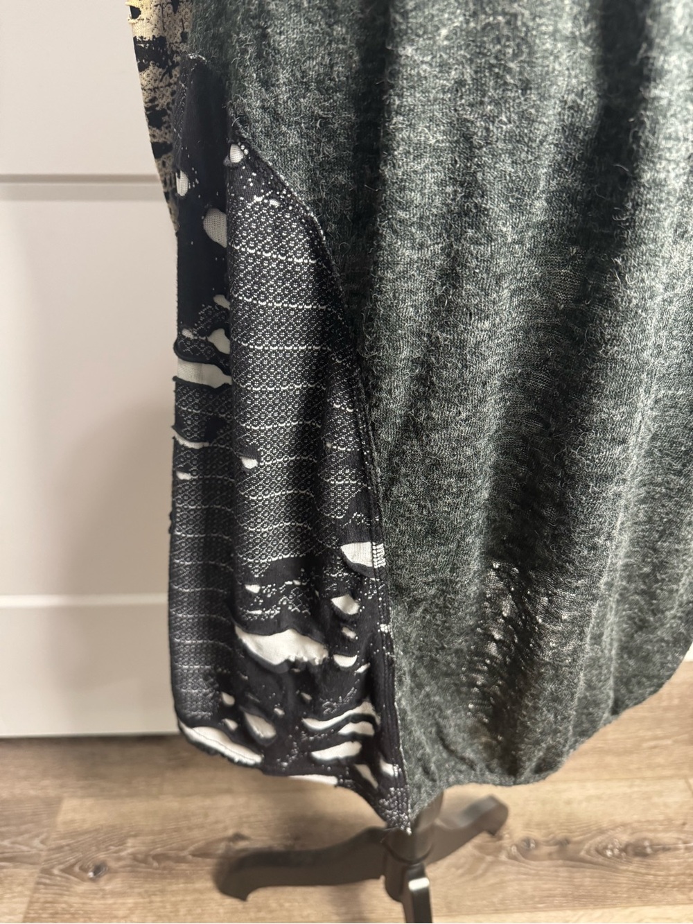 Forla Paris Grey Mixed media Print Long Sleeve V-Neck Dress lagenlook boho - Picture 3 of 9